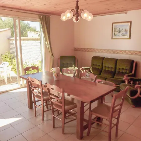 Holiday home Maison Azinea Argeliers